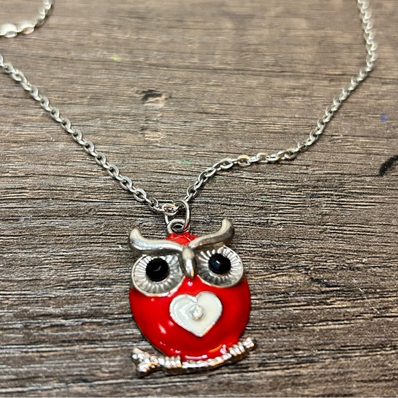 Red Owl With Heart and Crystal Pendant Necklace - Picture 2 of 3